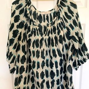 The Loft, light airy peasant top